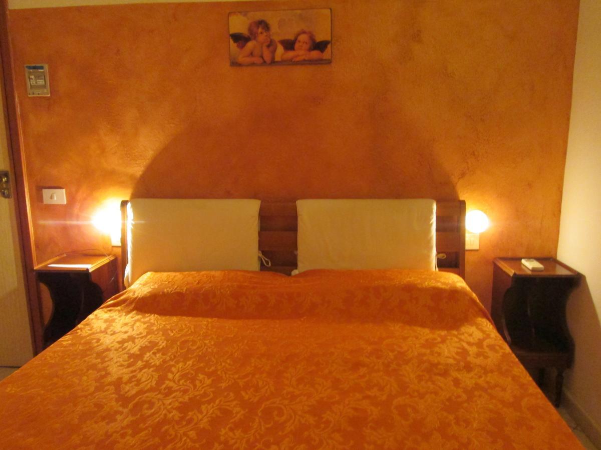 B&B Regina Margherita Piombino Phòng bức ảnh