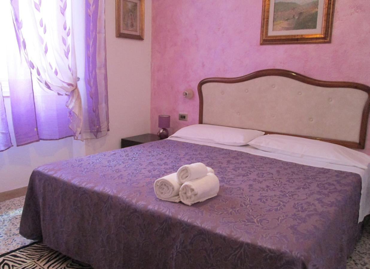 B&B Regina Margherita Piombino Phòng bức ảnh